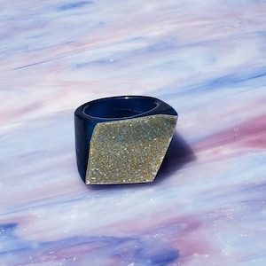 Blue druzy statement ring in size 8, Brazilian druzy, Very Unique Ring for Any Occasion, Crystal Gemstone Ring for Her