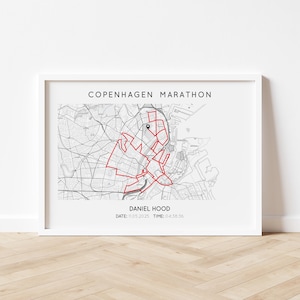 Gepersonaliseerde marathonprint Kopenhagen | Cadeaukaart marathon Kopenhagen | Poster hardloopkaart Kopenhagen | Kaart | Aangepaste afdruk marathonroute