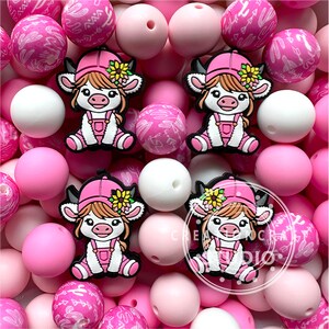 Country Girl Highland Cow Focal Bead & 15mm Beads Assorted, Silicone Beads Set, Loose Beads Mix