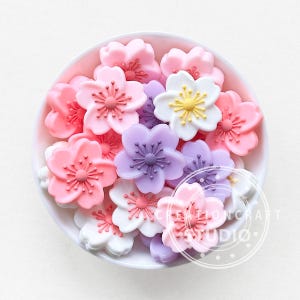 Begonia Flower Focal Beads,Floral Silicone Beads,Random Mix Color Beads for Jewelry Making