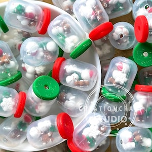 Contas de Natal em Silicone 3D com Mini Boneco de Neve, Árvore e Papai Noel em um Pote - Decoração de Inverno