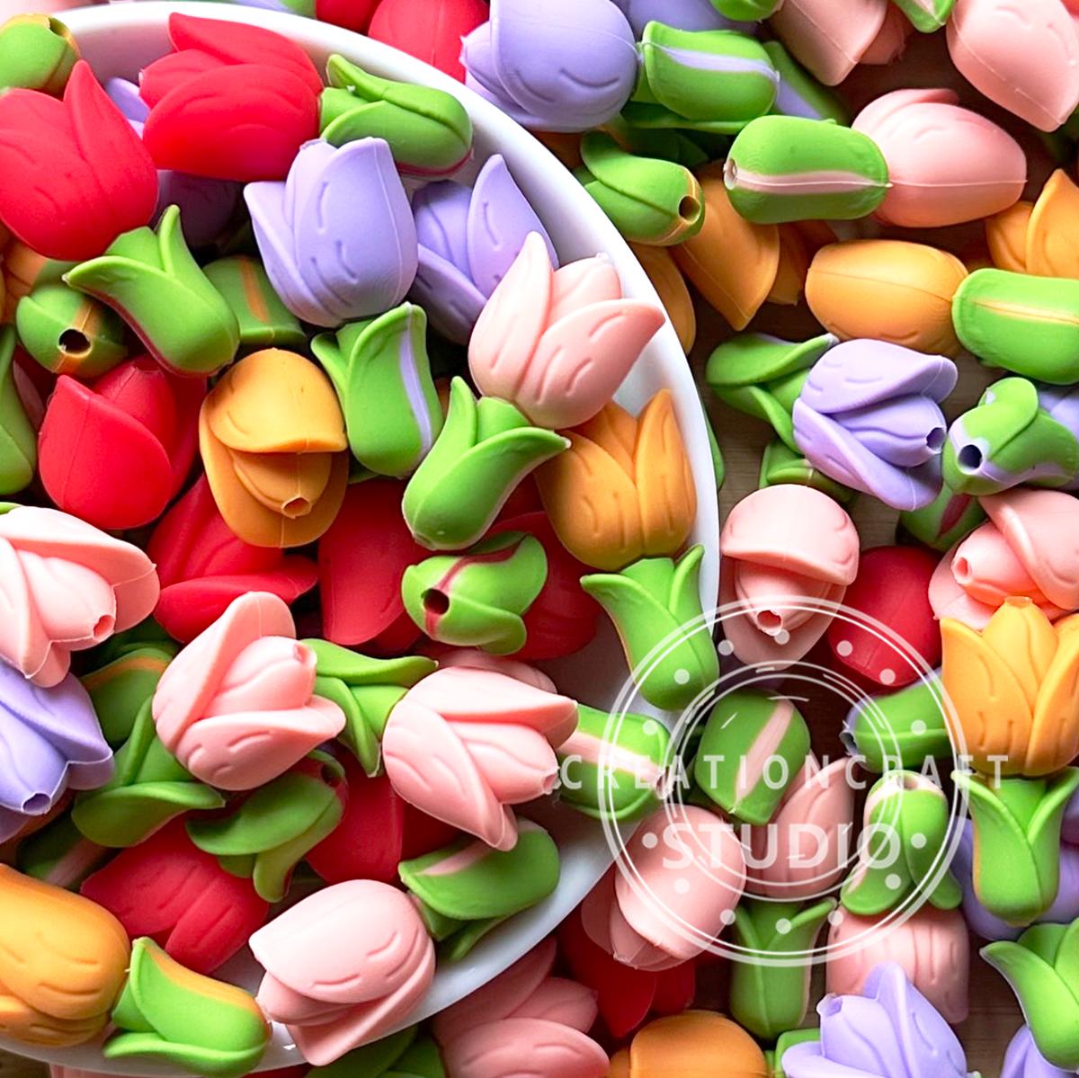 Kit Di 24 Perline In Silicone Primaverili – Forme Di Tulipano, Farfalla E Foglia – Con Filo Colorato – Per Creare Bracciali, Portachiavi, Penne - 2