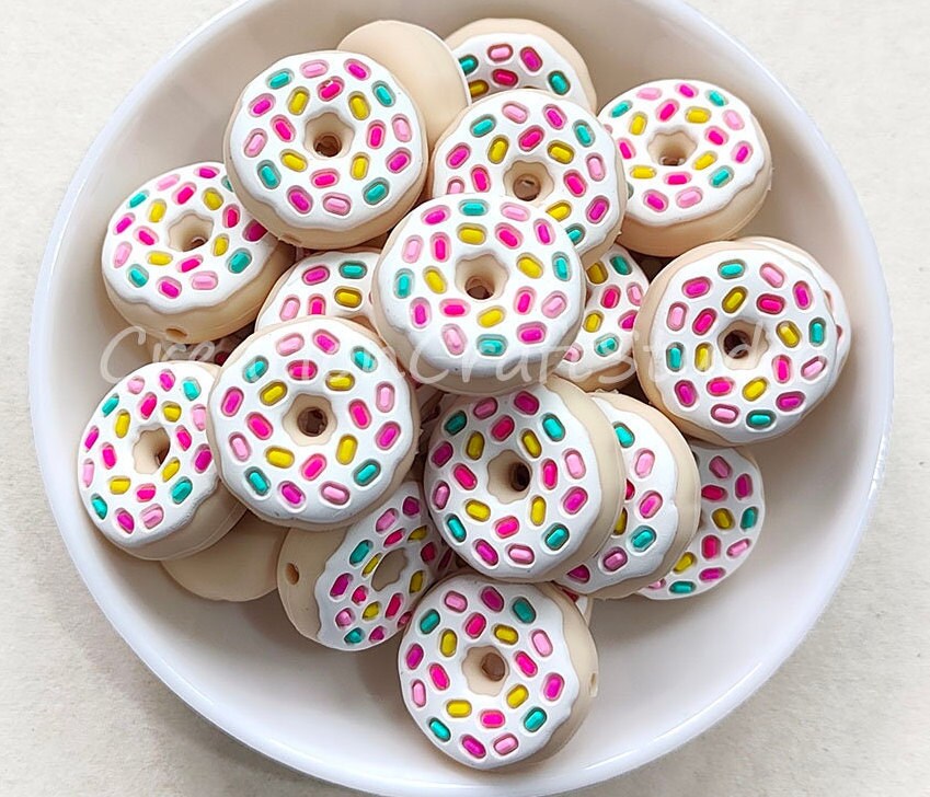 thumbnail interactive-video image 1 of 50 Czech Glass Donut Beads 8x2.5mm – Iris Blue, Pressed Glossy Finish 1 of 6
