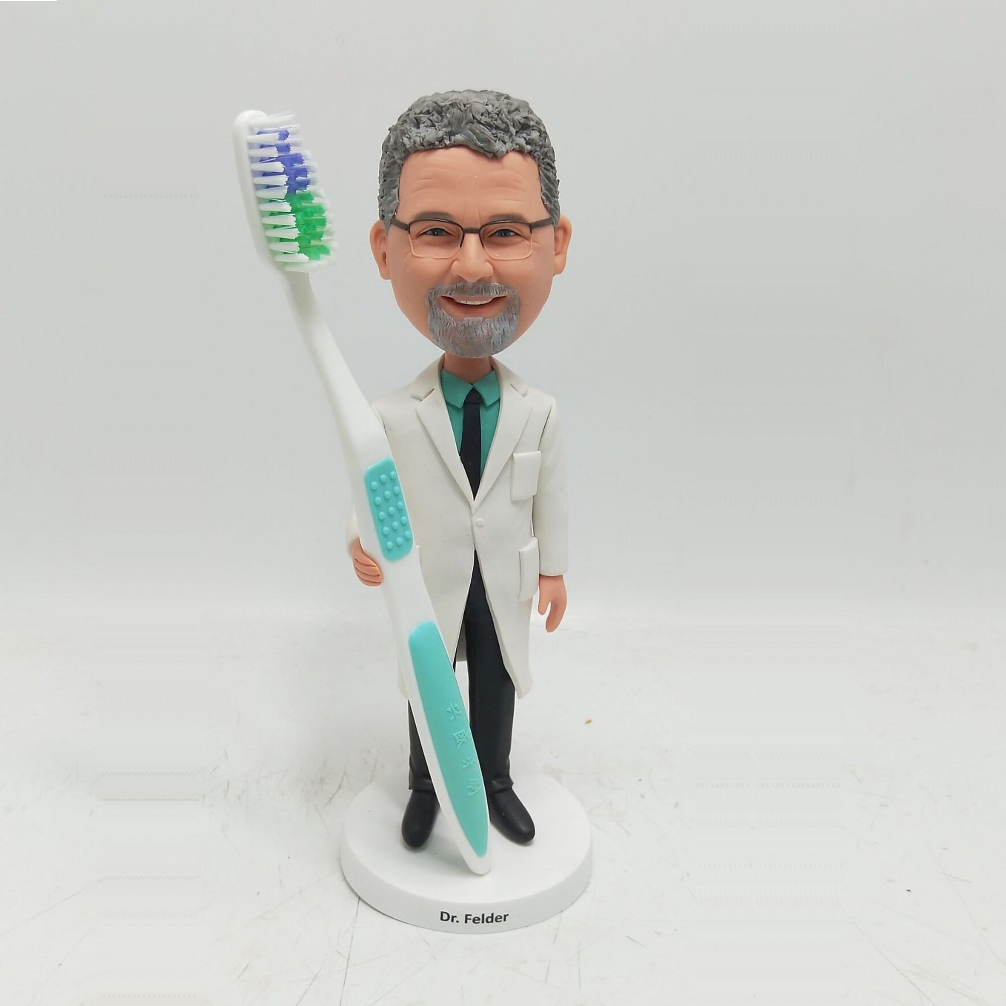 custom doctor bobblehead,gifts for dentist,medical school graduation gift,dental surgeon,dentist bobblehead hold toothbrush removable