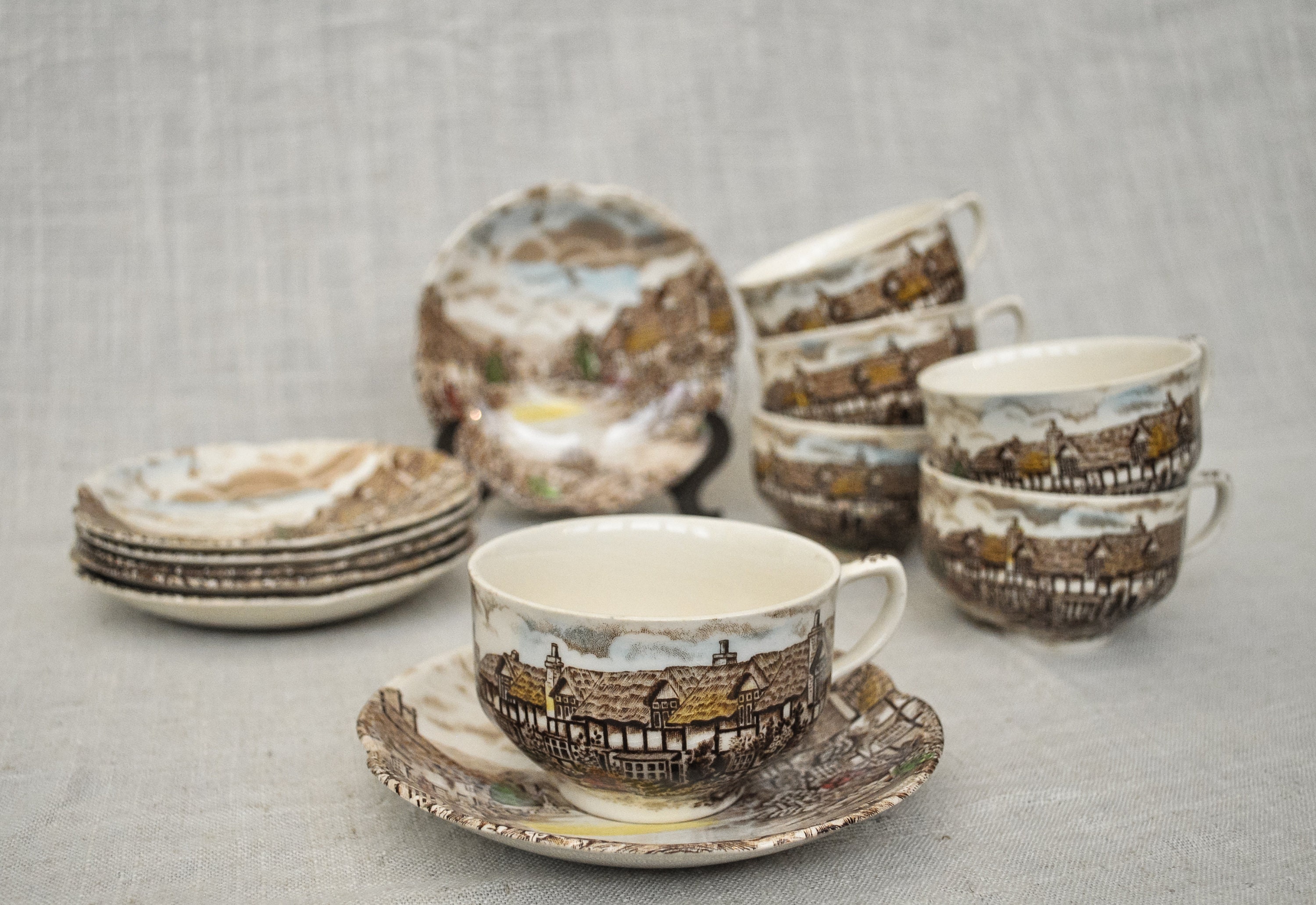 English Cup & Saucer Set 