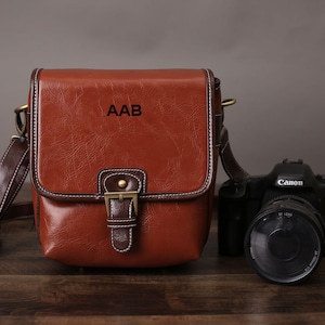 Personalized Leather Camera Bag, Camera DSLR camera bag, Camera purse, SLR Camera Bag, Digital Camera Bag, Satchel, Messenger Shoulder Bag