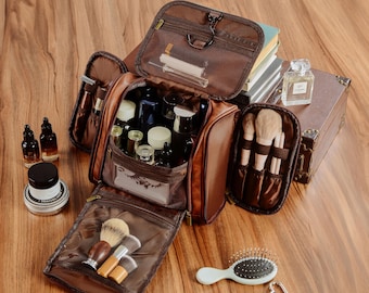 Personalized Groomsmen Toiletry Bag Gift, Engraved Men's Leather Toiletry Bag, Groomsmen Gifts, Travel Toiletry Bag,Groomsmen Proposal Gifts