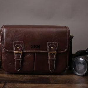 Personalized Large Leather DSLR Camera Bag Fits 2-3 Lens, Messenger Shoulder Bag, Travel Bag, SLR Camera Bag, Camera Prop, Dad Gift, Bf Gift