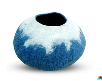 Handmade Ombre Wool Cat Cave – Cozy & Non-Toxic, Large Cat House