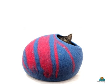 Handmade Wool Felt Cat Cave – Modern Pet Bed, Cat Cocoon