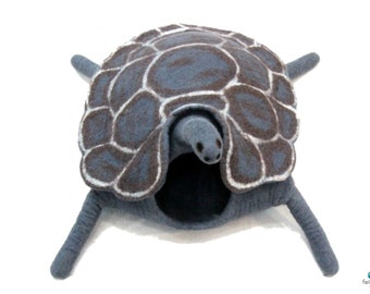 Turtle Felted Cat Cocoon | Wool Cat Cave Bed
