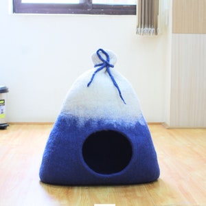 Blue & White Felt Cat Cave- Wool Cat House: Handmade, Soft And Cozy- 100% Pure Wool Pet-friendly Cave -  Gift For Pet Lovers