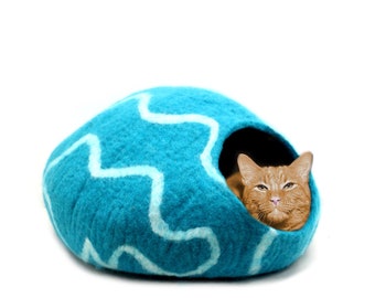 Ocean Blue Felt Cat Cave - Handmade Wool Pet Bed
