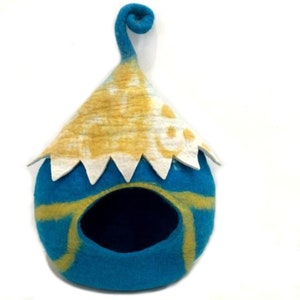 Handmade Felt Cat Bed - Handmade Wool Cat Bed - Pet Lovers Gift - Soft And Cozy Kitty House - Gifts For Pet
