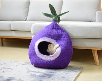 Cueva de gato de rábano de ciruela púrpura - Casa de gatito de fieltro hecha a mano - Cama para mascotas - Cama para gatitos - Cueva para mascotas de lana - Muebles modernos para gatos