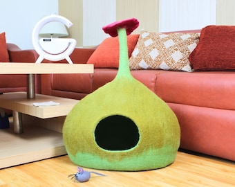 Flower Top Felted Cat Cave In Dual Shade| Hand Felted Cat House| Wool House Made Of Pure Wool| Soft And Warm Felted Hideaway| Cat Dome|
