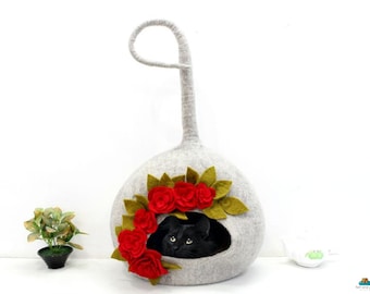 Handmade Gray Felt Cat Cave – Floral Wool Kitty Bed