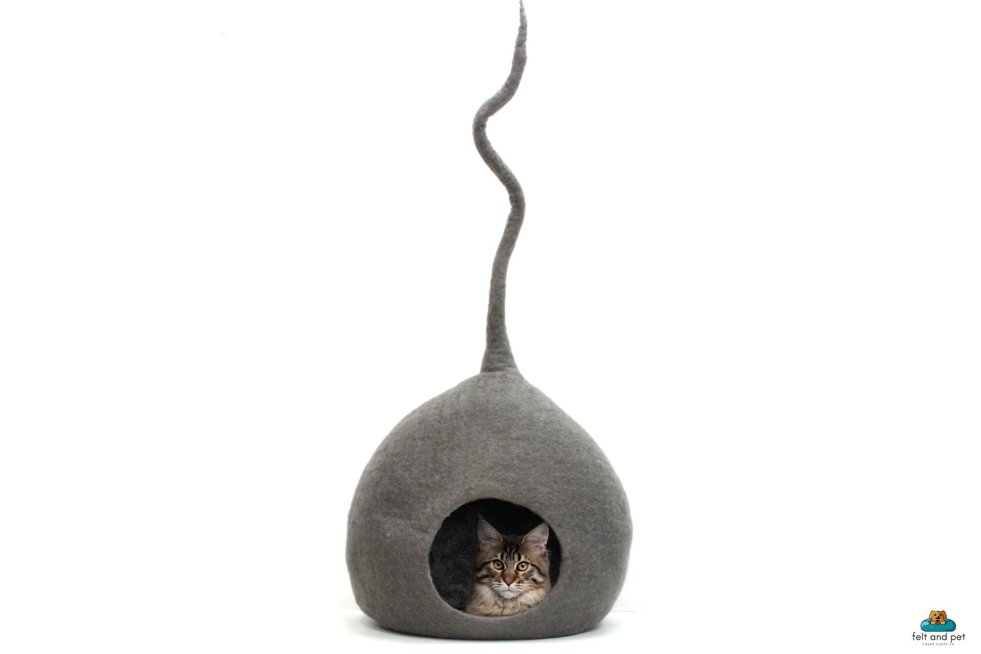 felted cat house