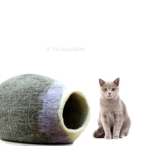 Oval Cat Cave| Cat Cocoon With Wide Opening| Perfect Hideout For Cat| Spacious Hand Felted Wool House For Your Feline Friend