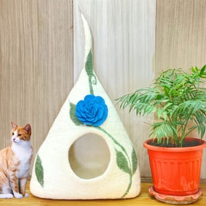 Felt Cat Cave | Handmade Wool Cat Cave| Cozy, Washable Indoor Pet House for Warmth & Privacy | Pet Bed