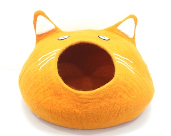 Felt Cat Cave - Kitty Basket - Wool Pet Cave - Designer Wool Dome Cat Bed - Kitty Warmer - Pet Bedding