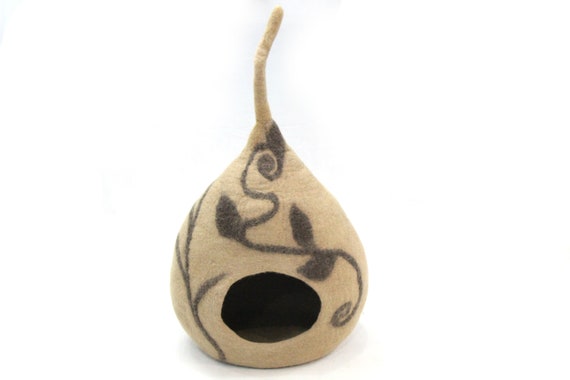 Handmade Felt Cat Cave – Wool Pet Bed with Vines Design
