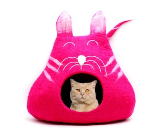 Pink Cat Shape Handmade Felted Cat Cave - Cozy Pet Bed - Gift for Pet  Lover - From Nepal