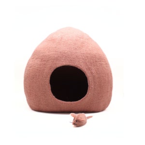 Rose Pink Cat Bed- Wool Cat House Made Using 100% Pure & Natural Wool- Premium Wool Pet Bed - Soft and Cozy Pet Bed