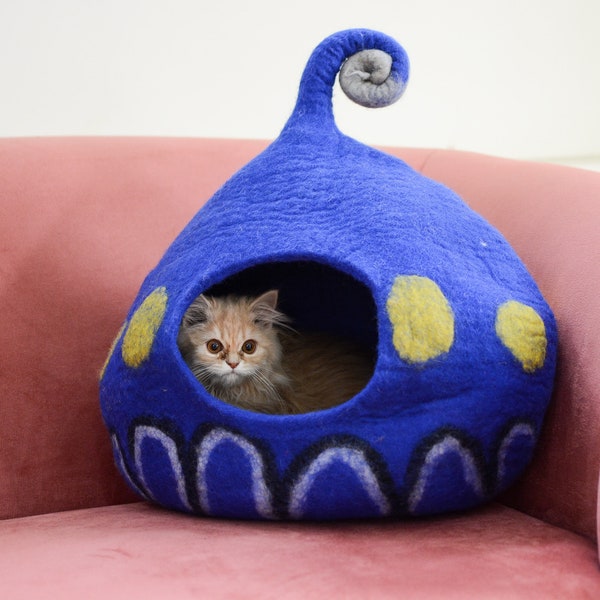 Lit pour chat fait main - design unique - maison de chat en feutre - maison pour animaux de compagnie en laine - laine des grottes de chat - literie pour animaux de compagnie - lit troglodytique