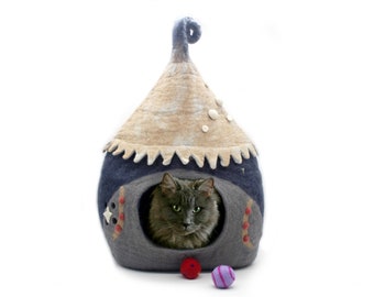 Wool Felt Cat Bed - Modern Cat Hut - Authentic Design Pet Bed -  Warm Kitty Cave - Felt Hide & Seek - 100% Pure Wool