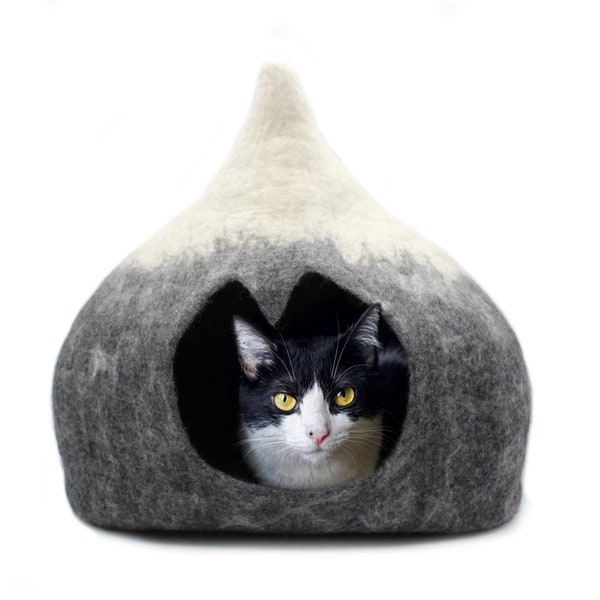 Felt Snowy Mountain Cat Bed - Pet Bedding - Premium Nap Cocoon - Woolen Cat House - Gift For Pet Lover
