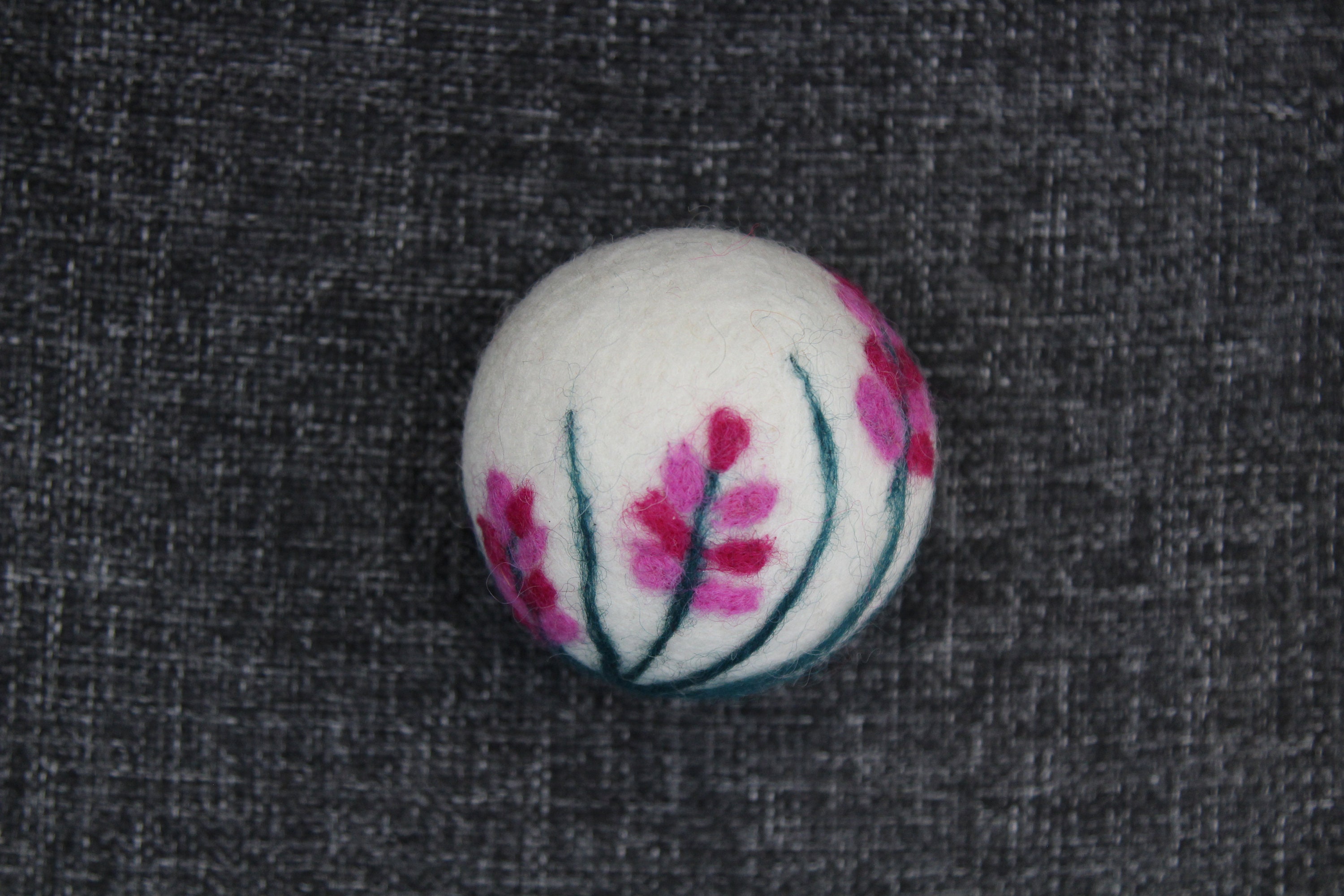 4 Pieces 5cm Cat Toysfelt Cat Ballsdog Toywool Ballball Etsy