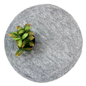 round gray mat