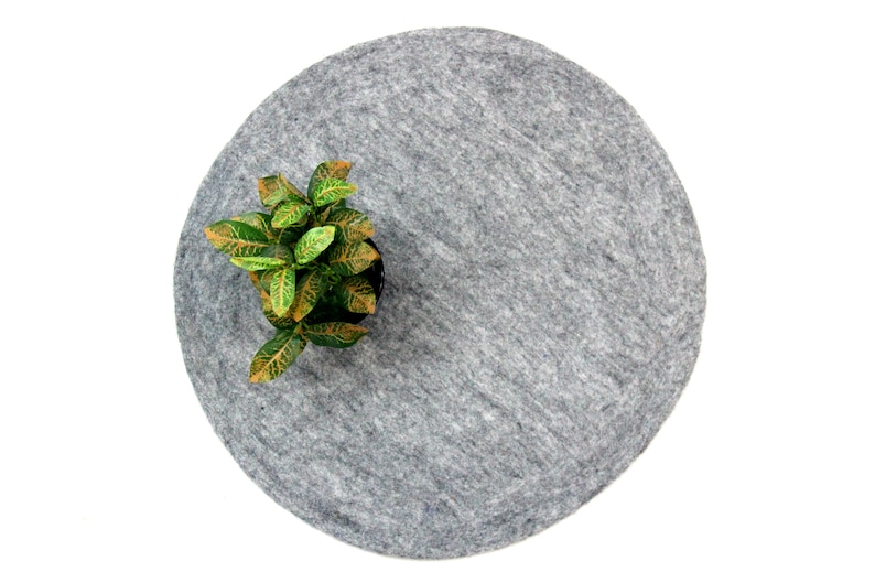 round gray mat