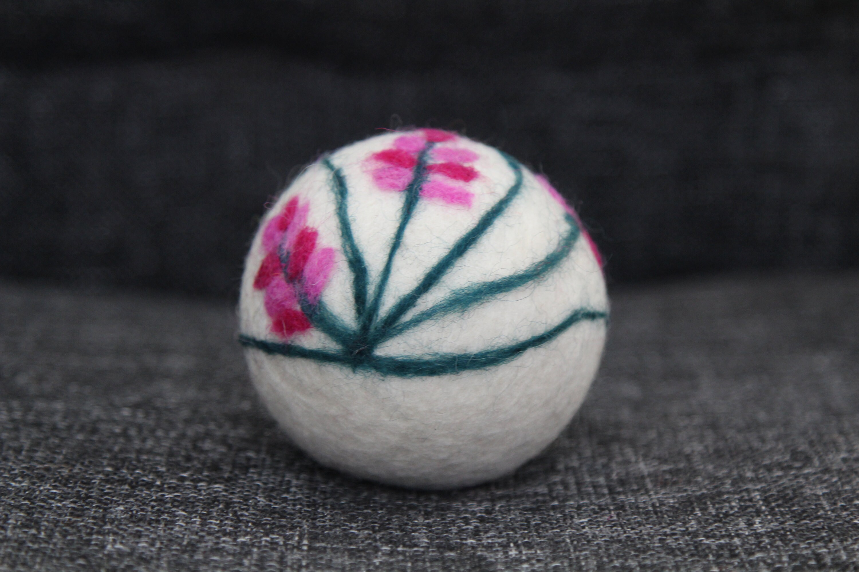 4 Pieces 5cm Cat Toysfelt Cat Ballsdog Toywool Ballball Etsy