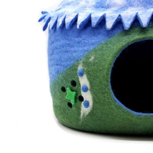 eco friendly pet house, cat furniture, luxury cat cave, modern catcave