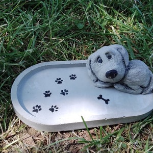 Decoration concrete bowl for the garden with dog figure gifts for friends