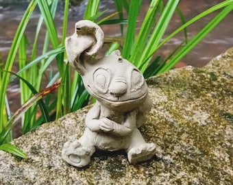 Small Stitch garden figure, stone figure, concrete decoration, handmade