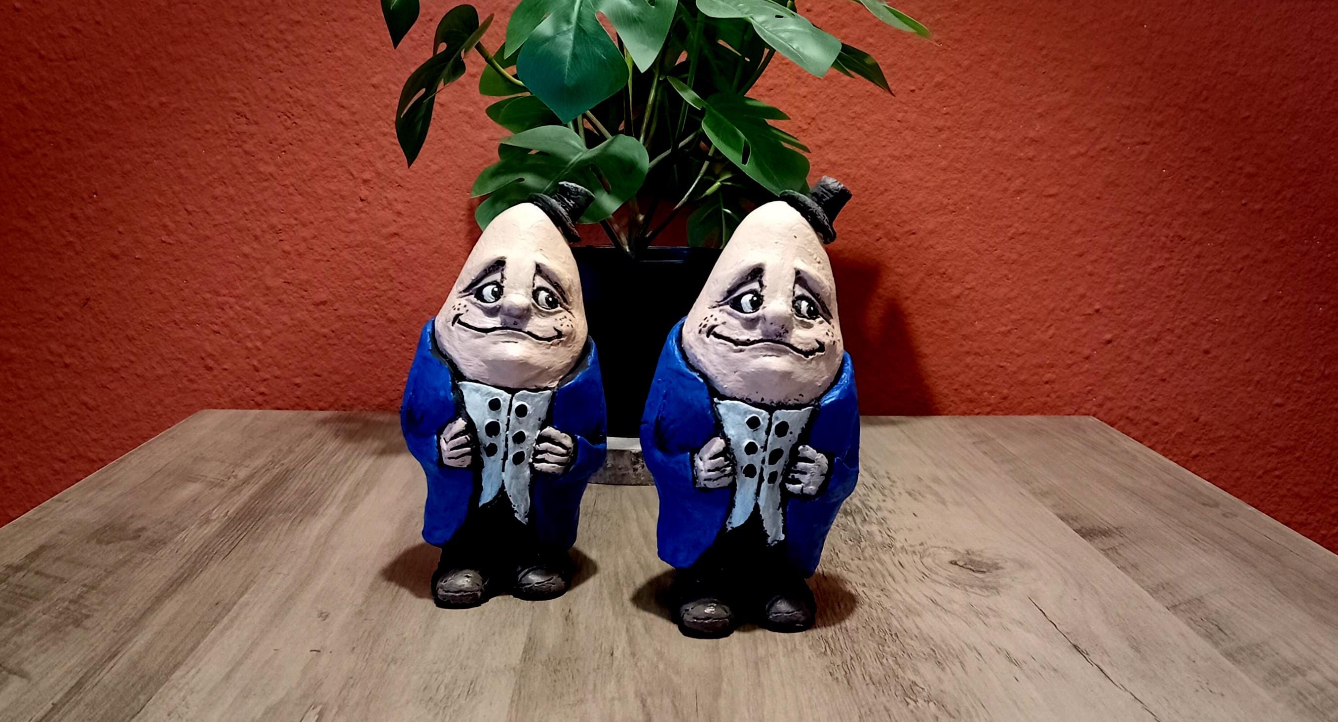 Humpty Dumpty Alice in Wonderland Decorative Figure Fantasy