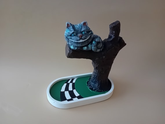 Figura del Gato de Cheshire de Alicia en el País de las Maravillas,  decoración, cuenco en el tronco de un árbol - Etsy España, image size:570x428