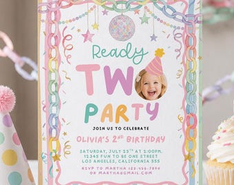Plantilla editable lista para dos invitaciones de cumpleaños, invitación colorida de segundo cumpleaños para niña, plantilla de Canva a rayas