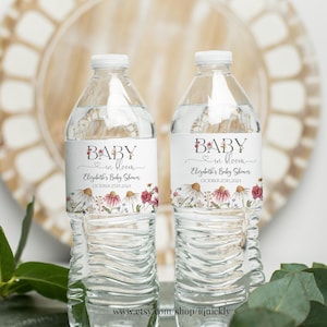Étiquette pour biberon Baby in Bloom fleurs sauvages modifiable Étiquette de bouteille d'eau fleur sauvage décoration de jardin modèle imprimable téléchargement numérique