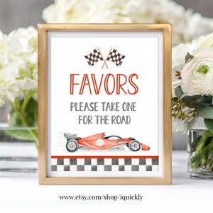 レースカー 誕生日パーティー 記念サイン Take One For The Road レースカー テーブルサイン Two Fast 2 Car 2歳の誕生日パーティー 即時ダウンロード FA02