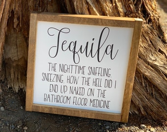 Tequila Medicine träskylt: Rustik lantlig bardekoration