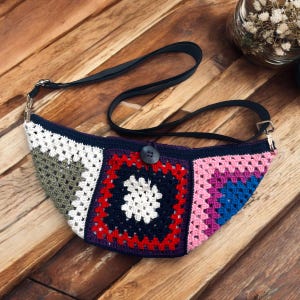Cotton bum bag crochet, granny square crossbody purse, crochet fanny pack colorful