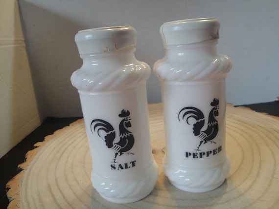 Vintage Hazel Atlas Milk Glass Shakers: Rooster Design, Rope Detail