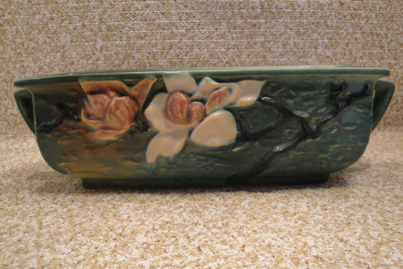 Roseville Green Magnolia shops Flowers Window Box 389-8