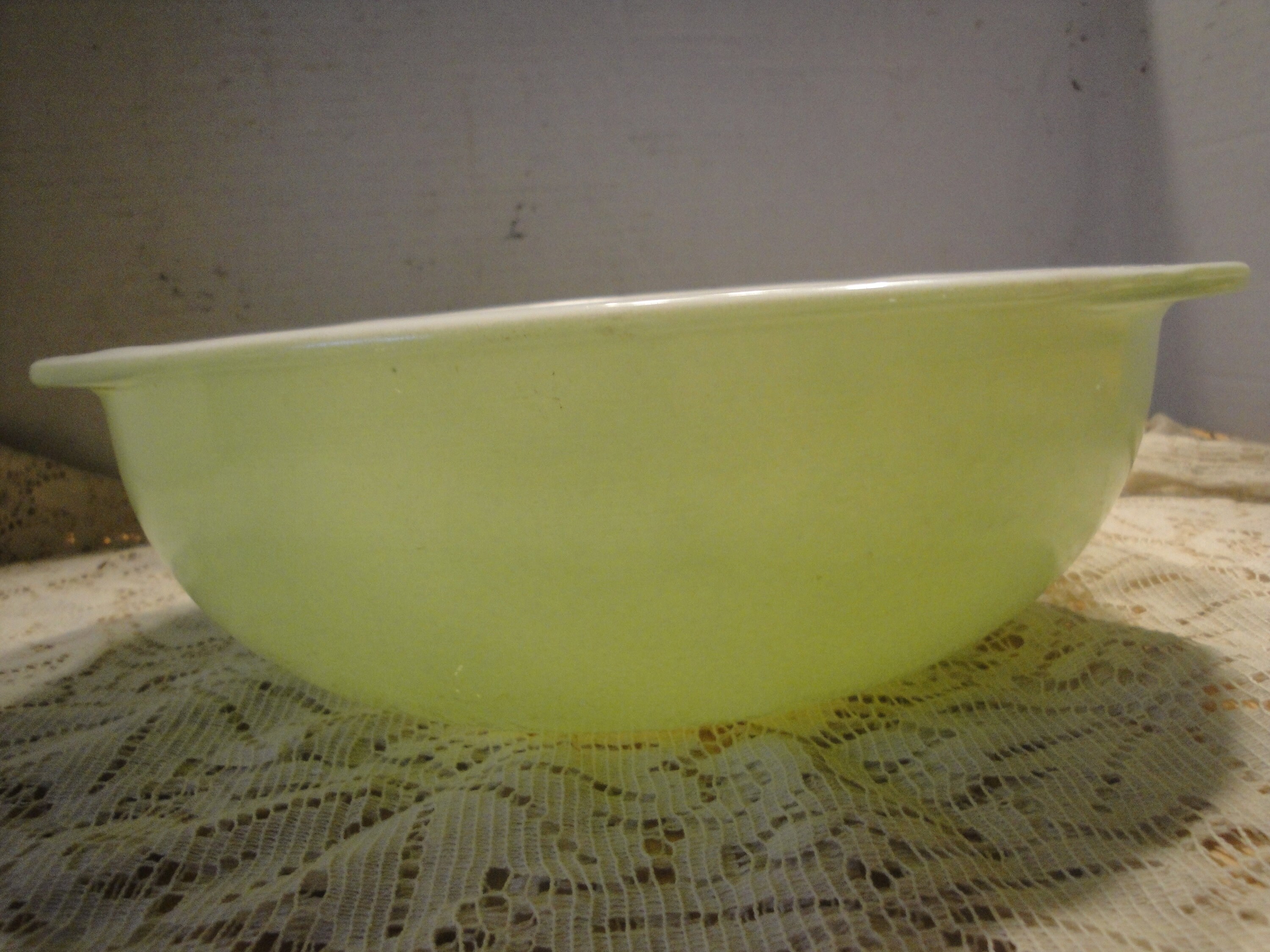 Pyrex Lime Green 2 Quart Round Casserole Dish Series No. 024 - Etsy