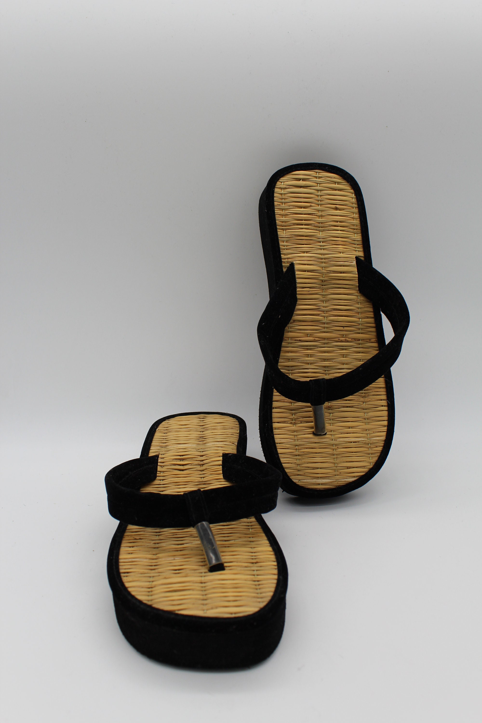 Japanese Velvet and Raffia Slippers, Vintage, Size 36 - Etsy