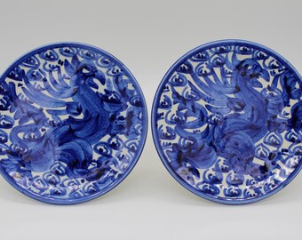 Set zweier Kunstkeramik Teller / Wandteller aus Spanien